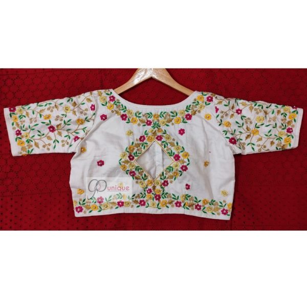 white flower motif aari embroidery blouse design1