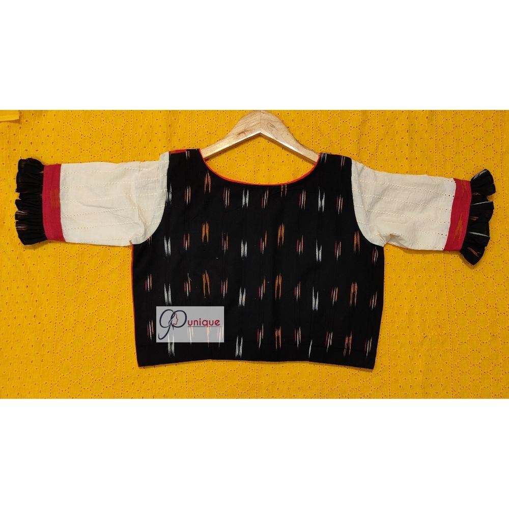 Red Hakoba With White Red Jamdani Sleeves and Red Lace - GoUnique