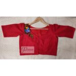 red hakoba with embroidery blouse