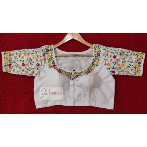 white flower motif aari embroidery blouse design3
