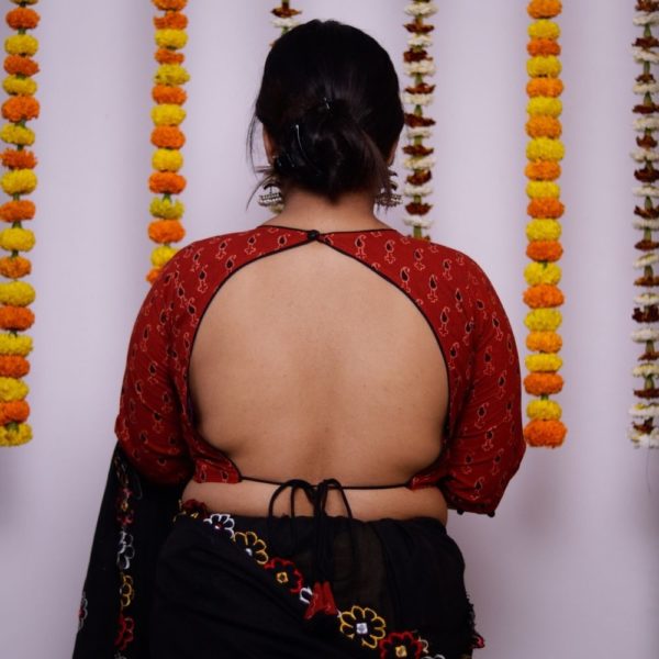 reddish brown and black backless blouse1